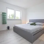 The Maj House בית נופש *